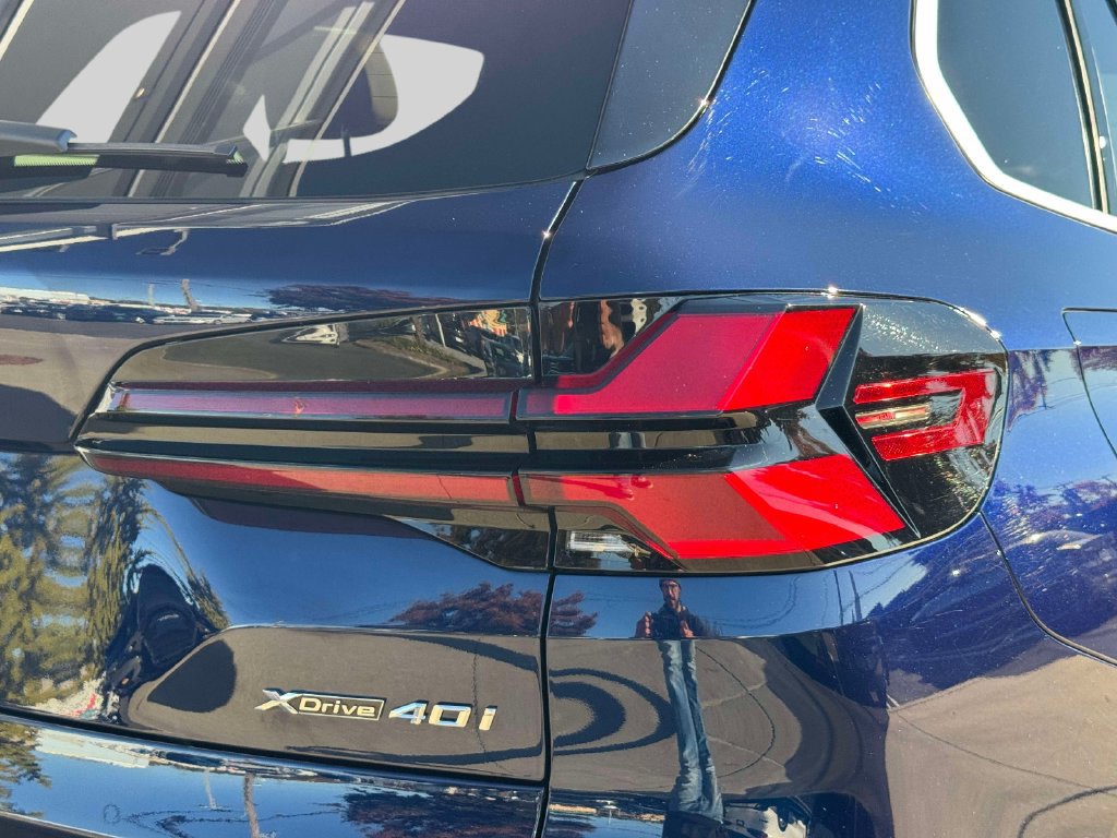 Certified 2026 BMW X5 xDrive40i AWD/4WD image 10