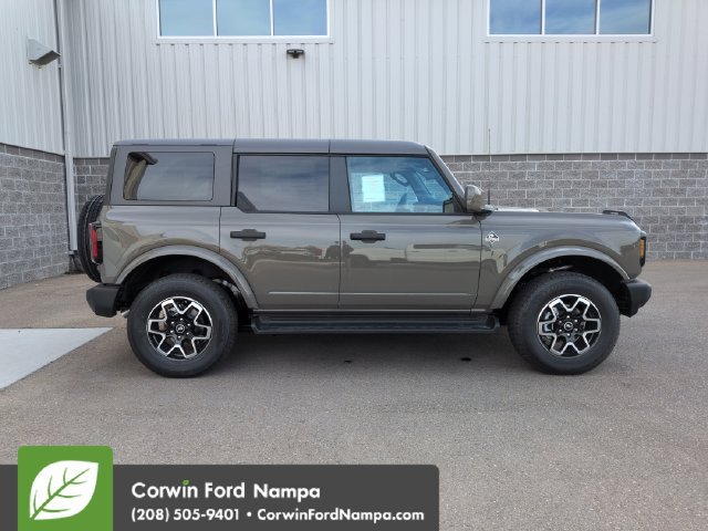 New 2026 Ford Bronco Outer Banks AWD/4WD image 2