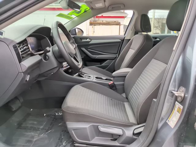 Used 2025 Volkswagen Jetta S image 19