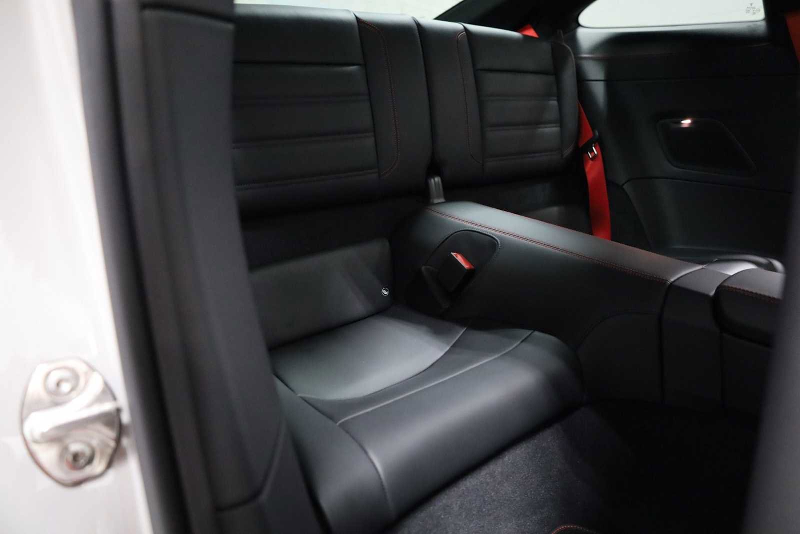 Used 2025 Porsche 911 Carrera 4 GTS AWD/4WD image 36