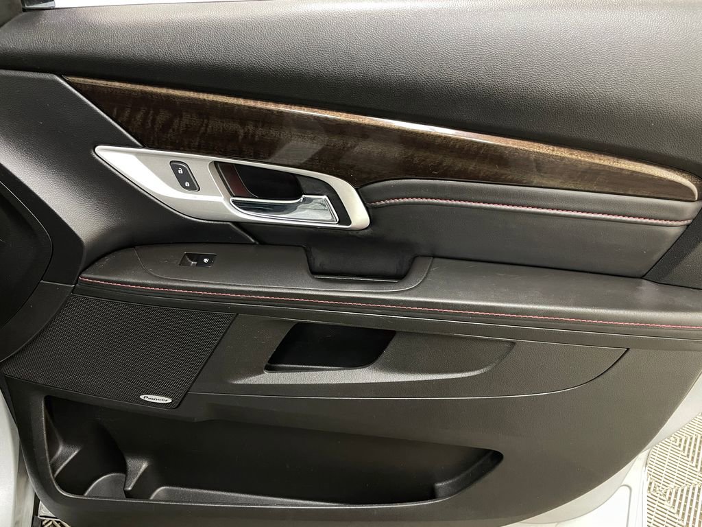 Used 2015 GMC Terrain Denali FWD image 41