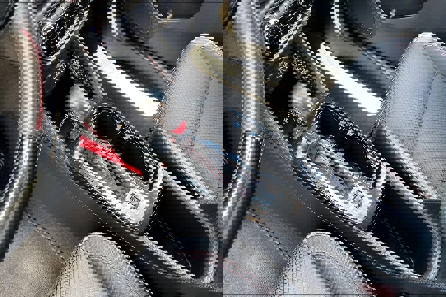 Used 2021 Chevrolet TrailBlazer RS w/ Technology Package FWD image 16