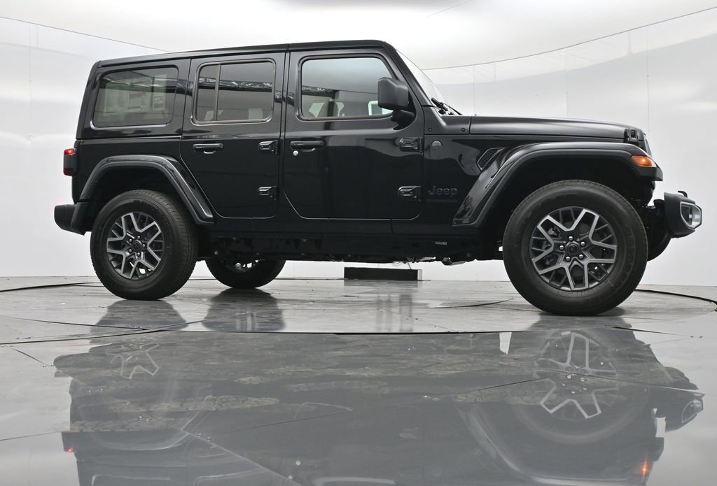 New 2025 Jeep Wrangler Sahara w/ Safety Group image 32