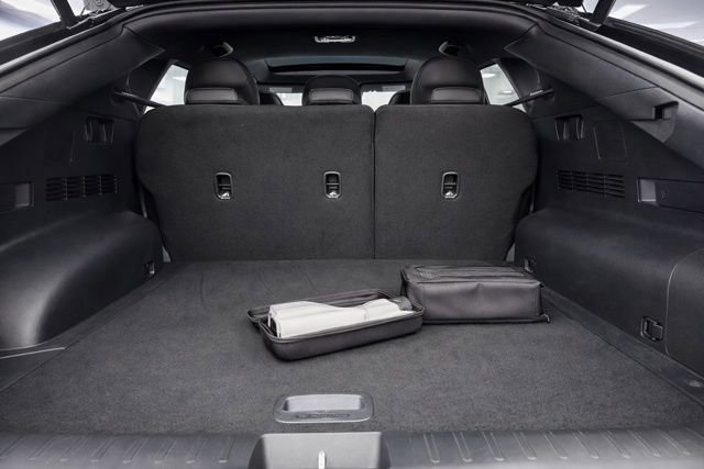 Used 2024 Kia EV6 GT-Line image 11