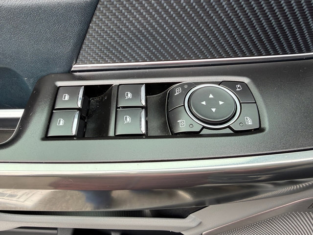 Used 2022 Ford F150 Limited image 17