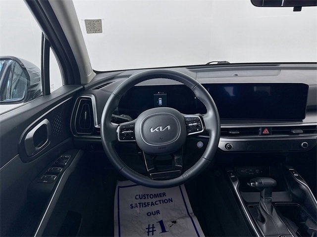 Used 2025 Kia Sorento S image 23