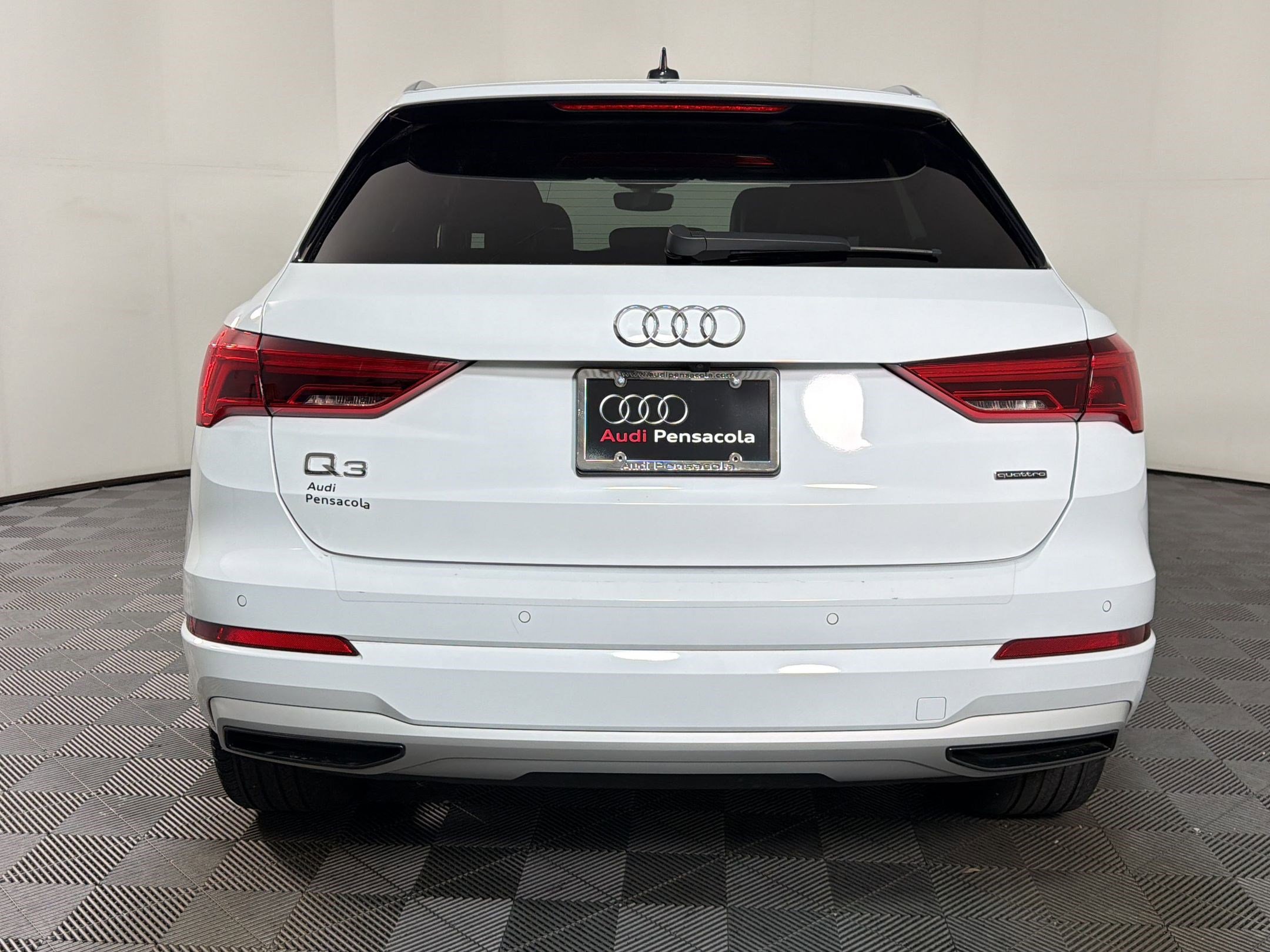 Certified 2022 Audi Q3 2.0T Premium w/ Convenience Package image 8