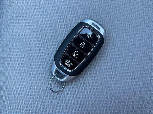 New 2026 Hyundai Venue SEL FWD image 34