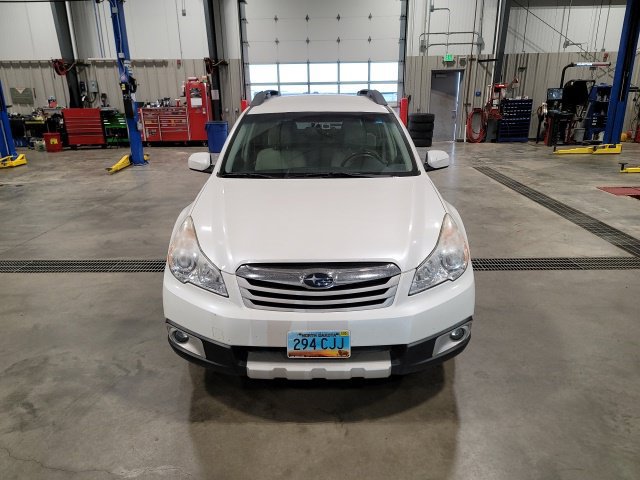 Used 2012 Subaru Outback 2.5i Premium w/ All-Weather Pkg AWD/4WD image 2