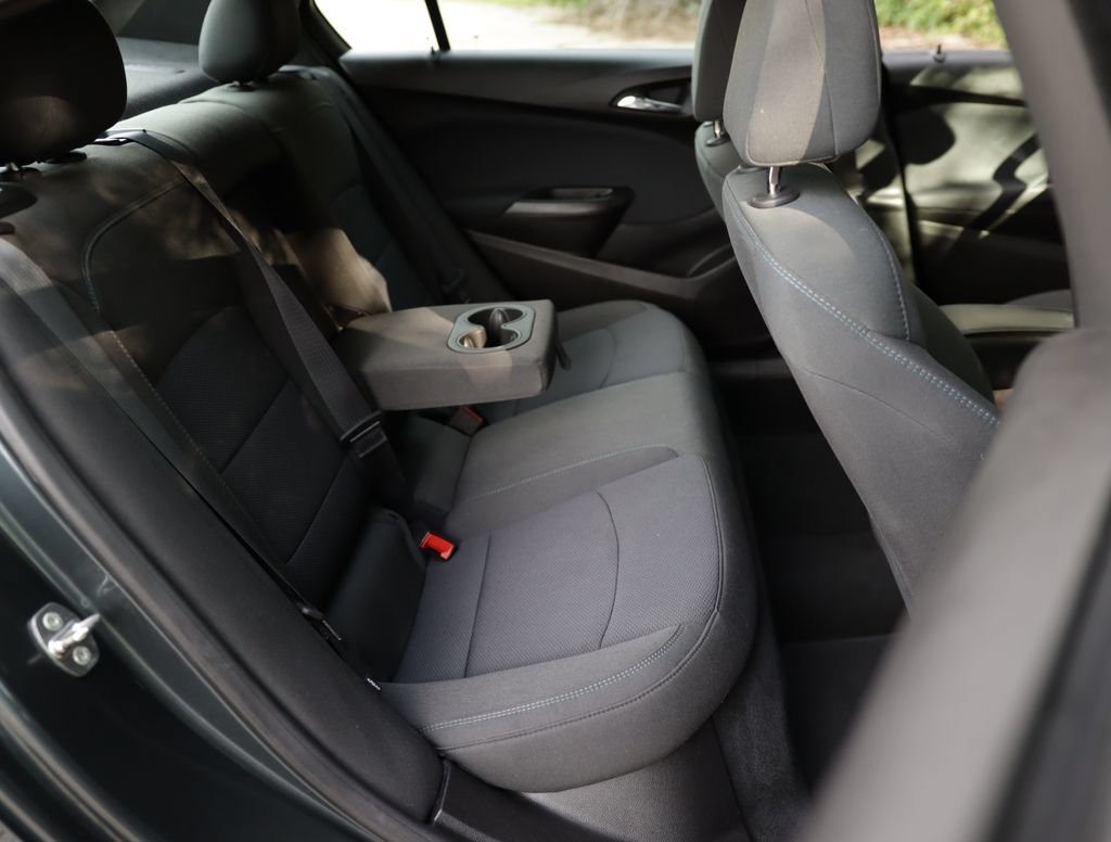 Used 2017 Chevrolet Cruze LT w/ Convenience Package FWD image 25