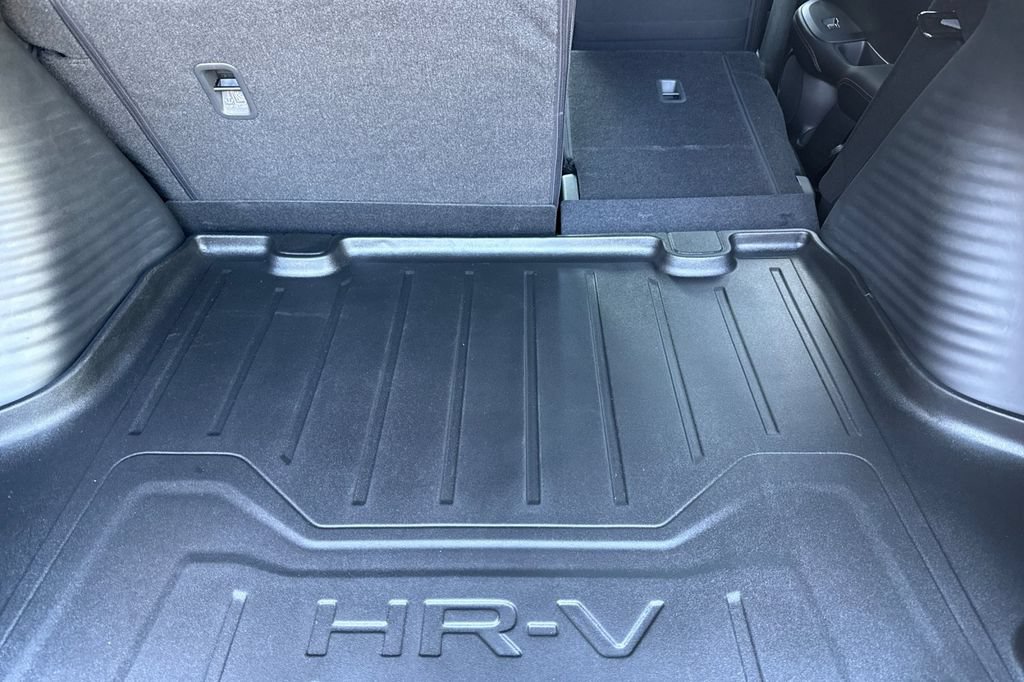 Certified 2026 Honda HR-V Sport image 17