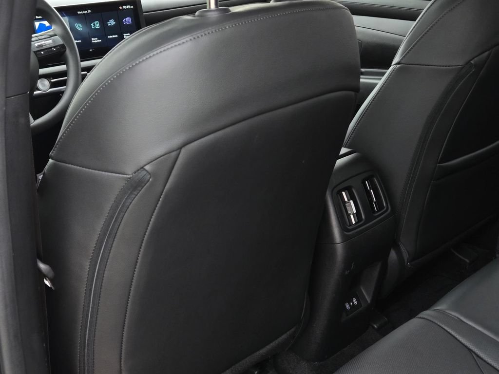Used 2025 Hyundai Santa Cruz SEL FWD image 21