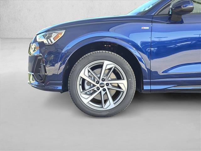 New 2025 Audi Q3 2.0T Premium w/ Convenience Plus Package AWD/4WD image 9