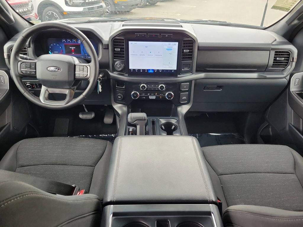Used 2024 Ford F150 XLT w/ XLT Black Appearance Package RWD image 10