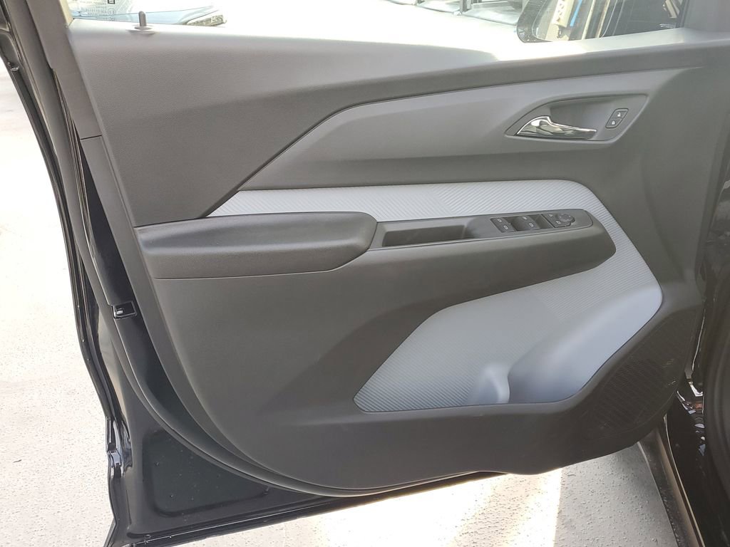 New 2027 Chevrolet Bolt RS w/ Technology Package FWD image 20