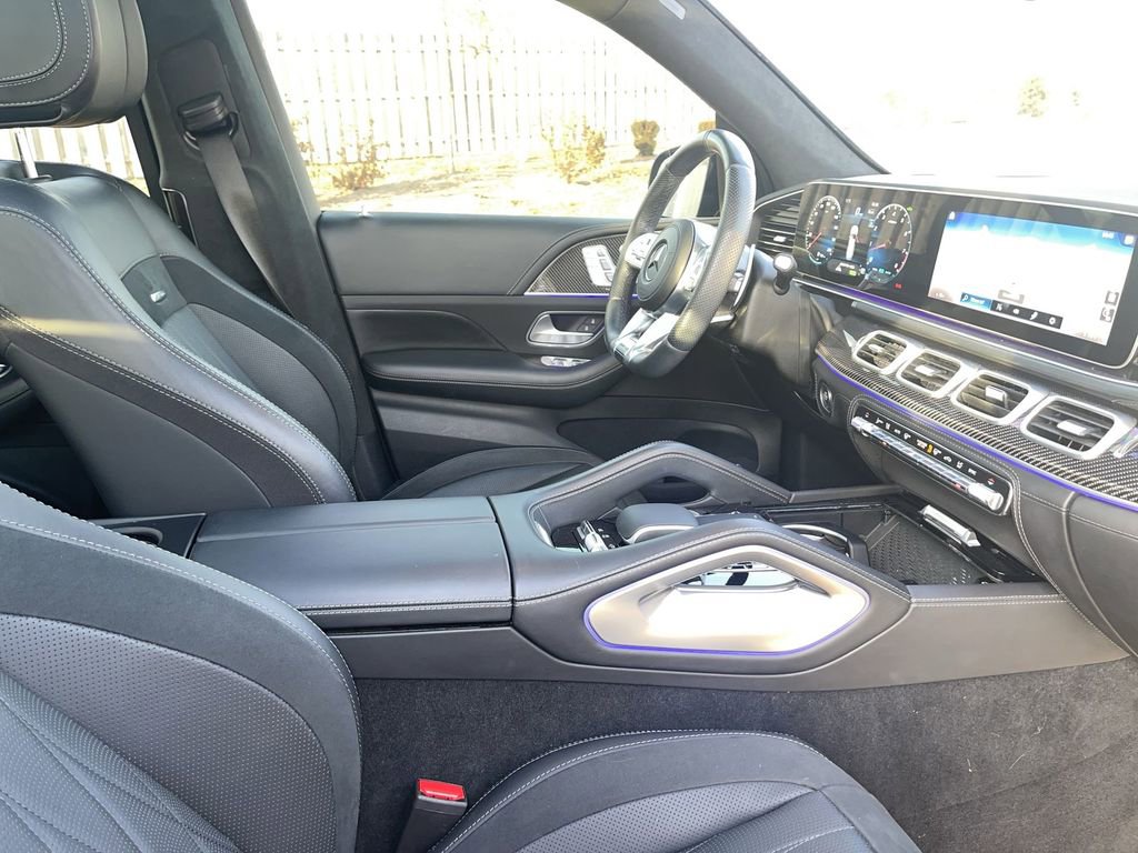 Used 2023 Mercedes-Benz GLS 63 AMG 4MATIC image 35