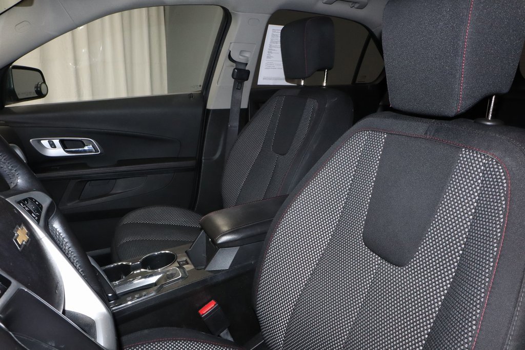 Used 2015 Chevrolet Equinox LT w/ Driver Convenience Package image 26