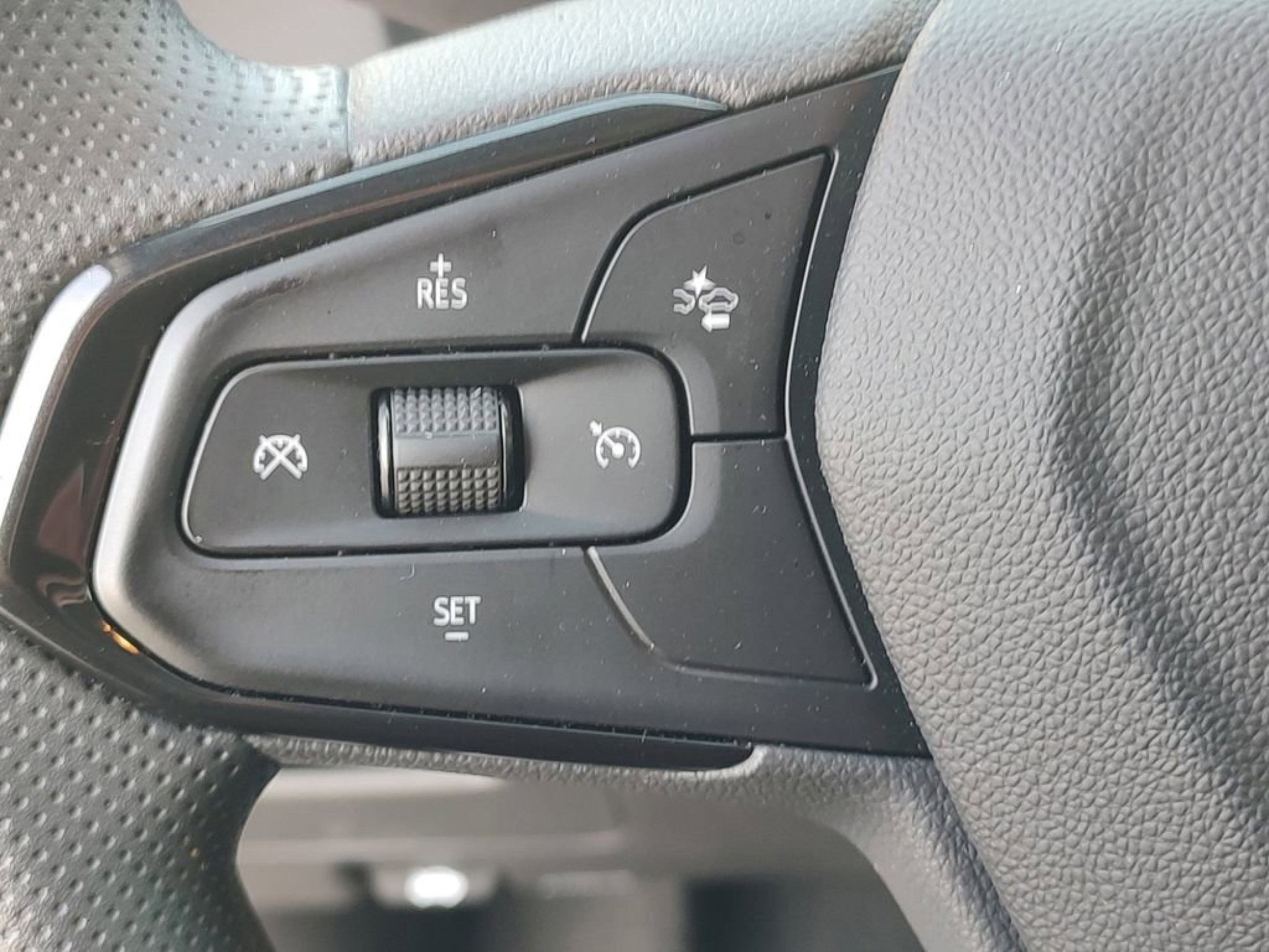 Used 2026 Chevrolet TrailBlazer LS w/ LS Convenience Package FWD image 28