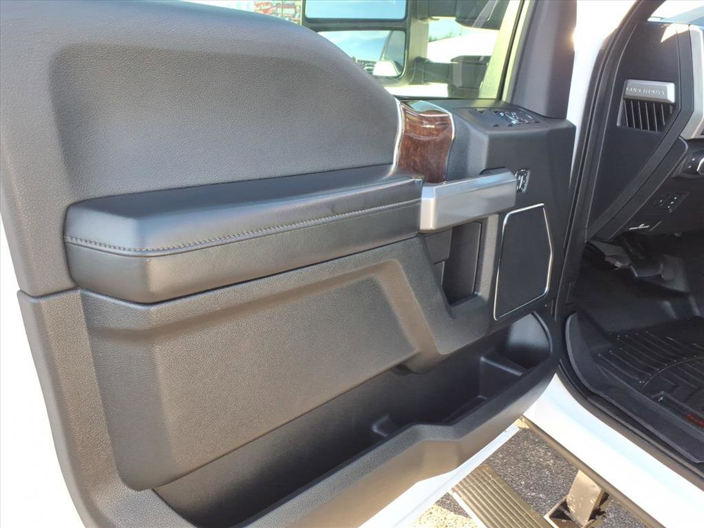Used 2017 Ford F250 Platinum w/ Platinum Ultimate Package image 12