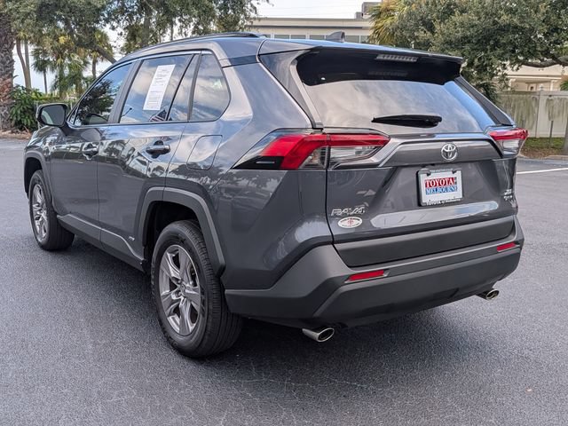Used 2025 Toyota RAV4 XLE w/ Convenience Package AWD/4WD image 5