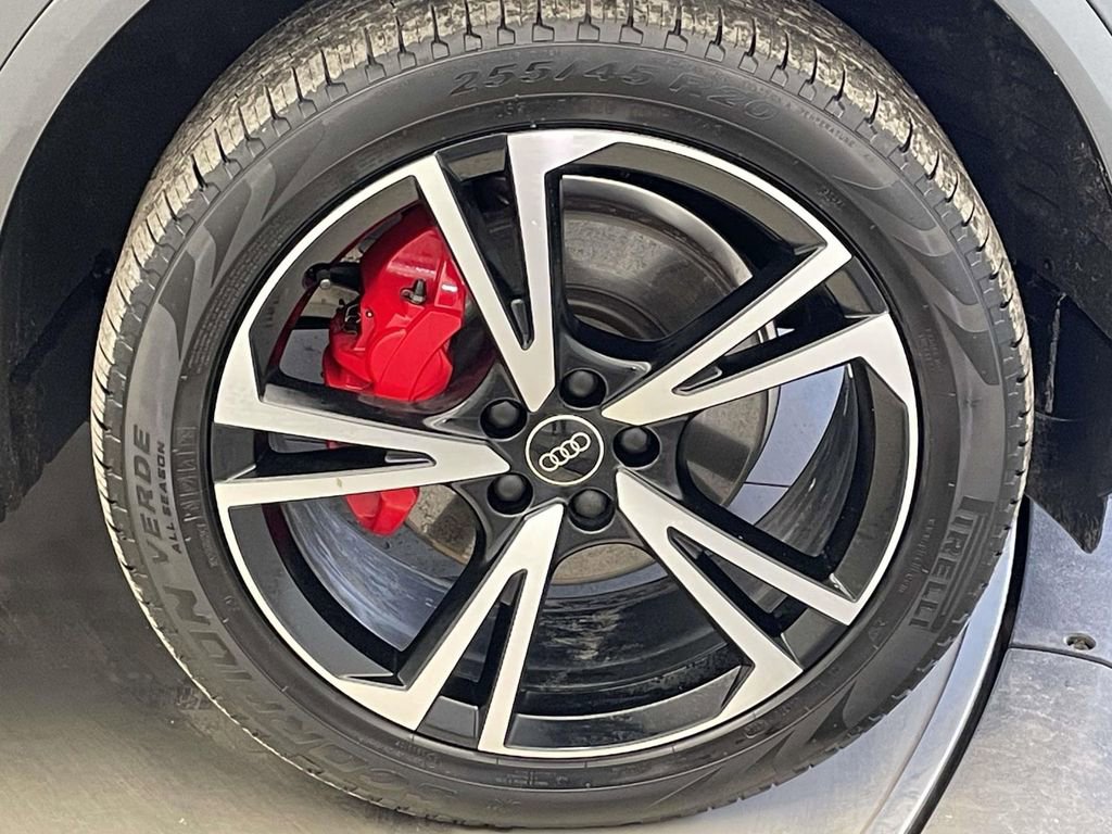 Certified 2025 Audi Q5 2.0T Premium Plus image 14