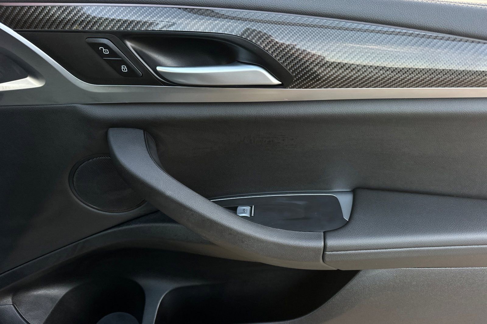 Used 2024 BMW X4 M40i image 32