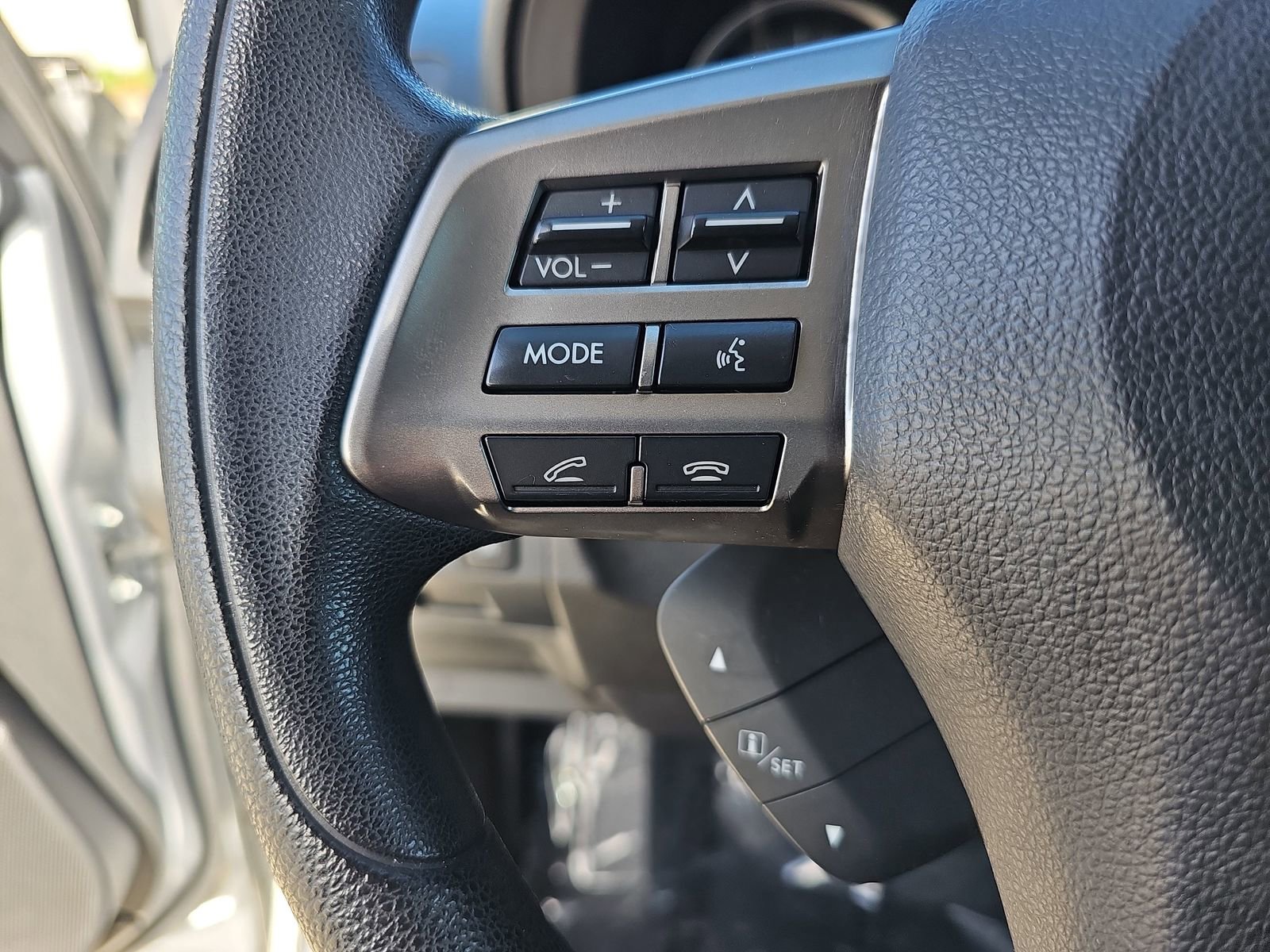 Used 2014 Subaru Forester 2.5i Premium w/ All-Weather Package image 16