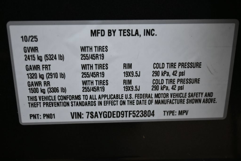 Used 2026 Tesla Model Y Long Range RWD image 35