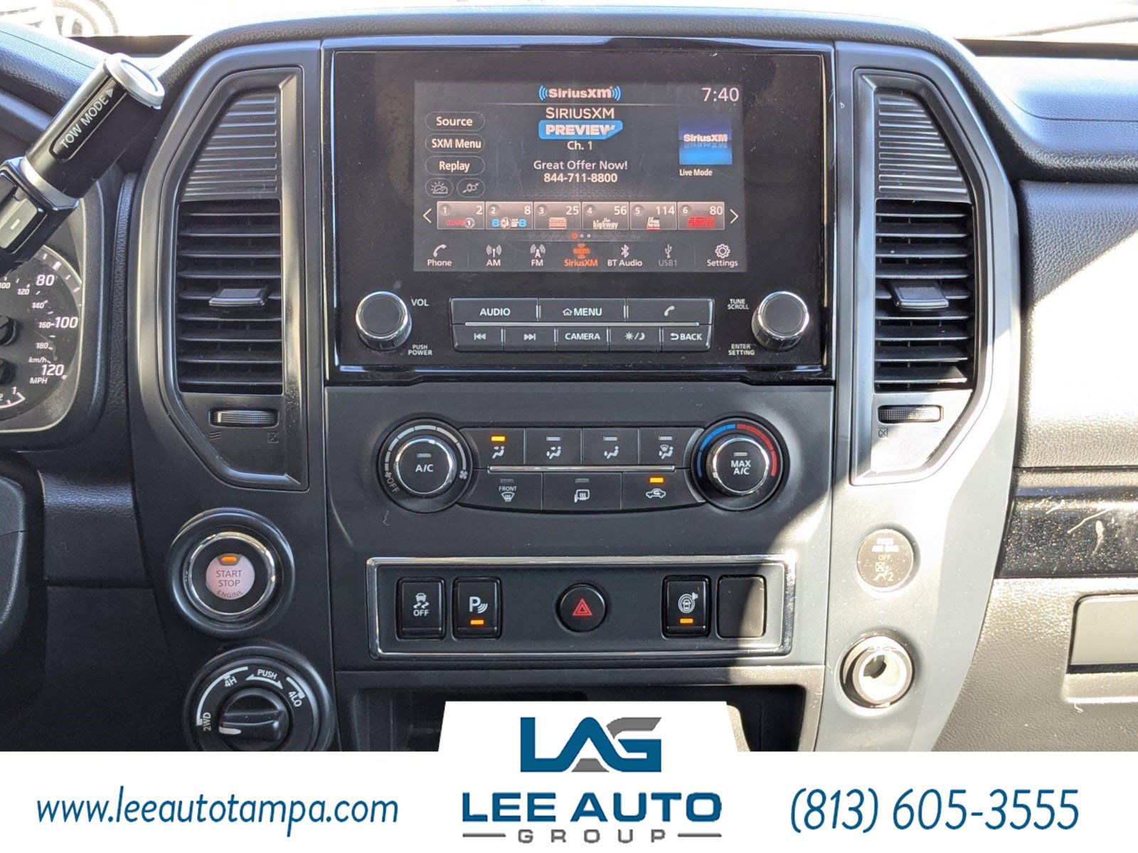Used 2023 Nissan Titan SV image 17