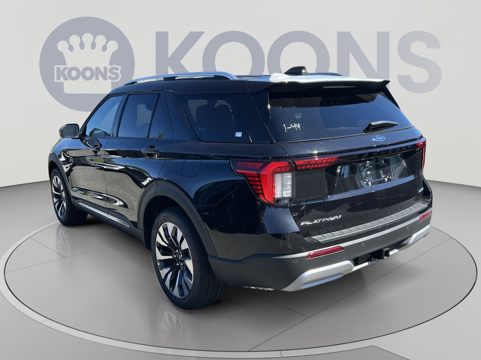 New 2026 Ford Explorer Platinum w/ LUX Leather Package AWD/4WD image 8
