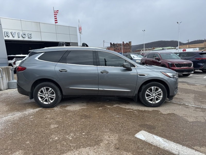 Used 2018 Buick Enclave Essence image 6