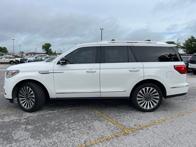 Used 2020 Lincoln Navigator Reserve w/ Luxury Package AWD/4WD image 3