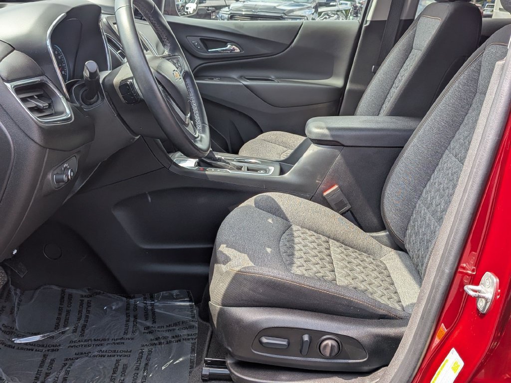 Used 2023 Chevrolet Equinox LT FWD image 10