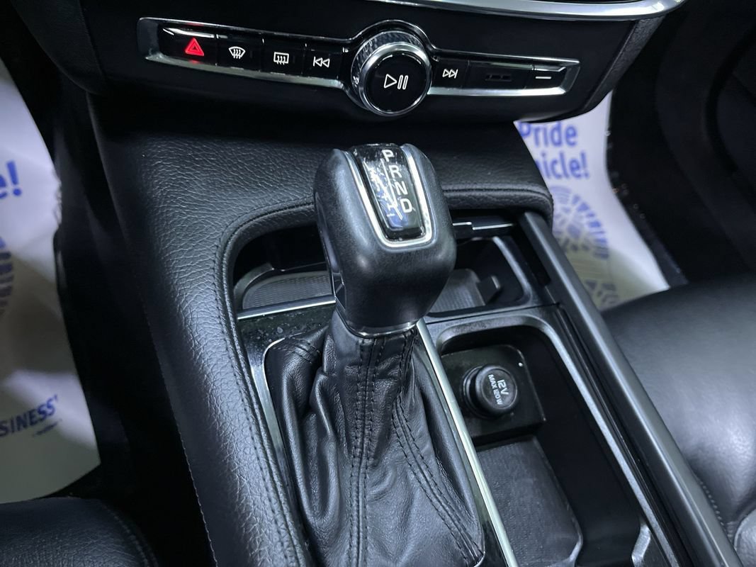 Used 2018 Volvo S90 T5 Momentum w/ Convenience Package FWD image 25