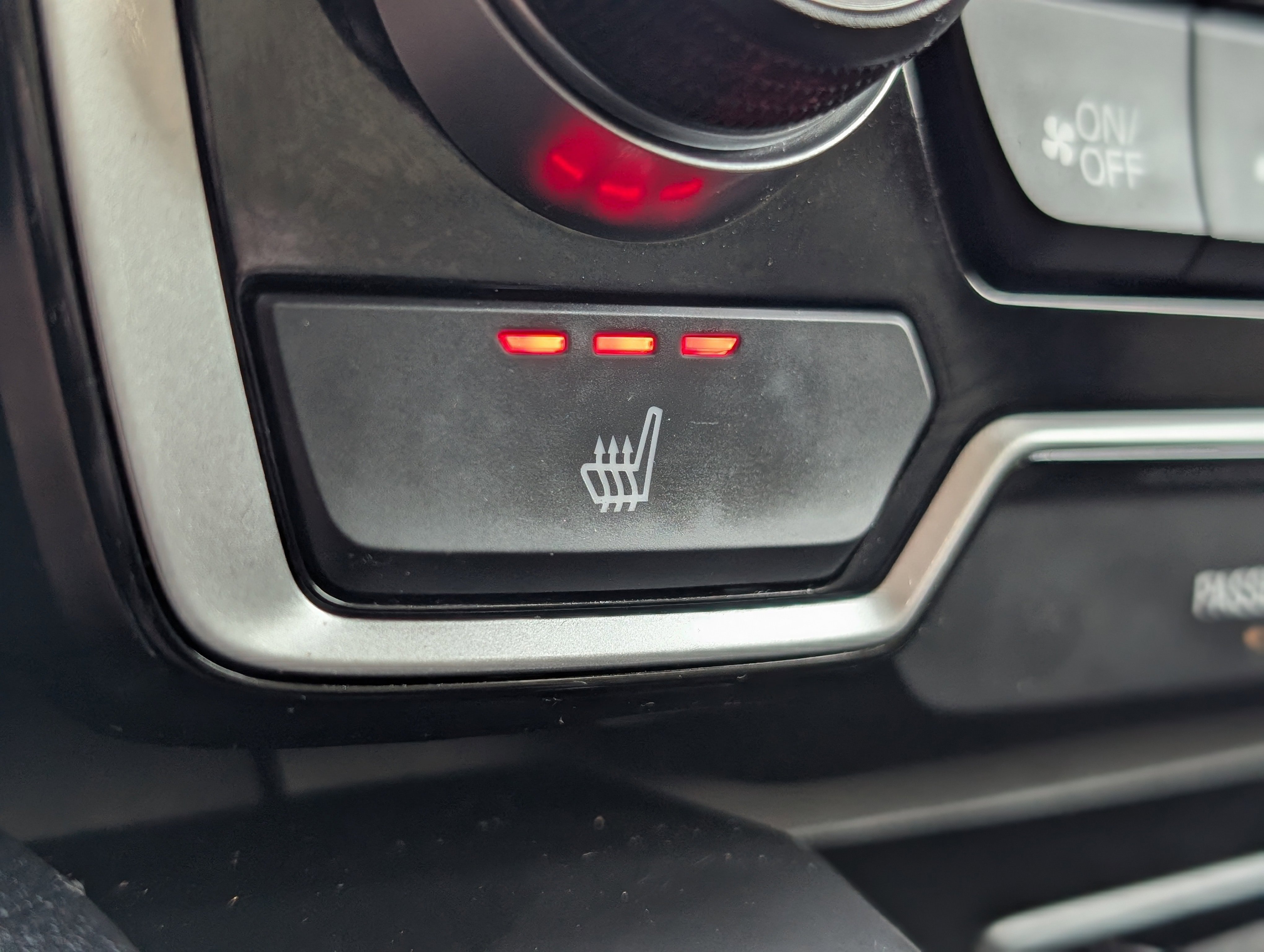 Used 2022 Honda CR-V EX-L image 4