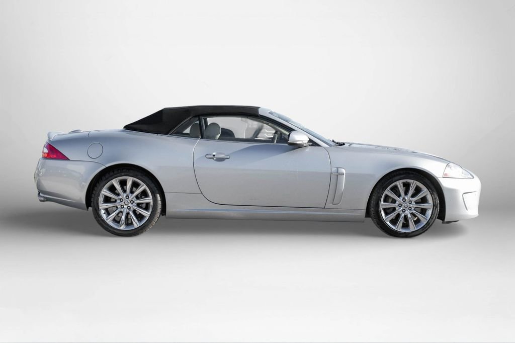 Used 2010 Jaguar XK Convertible image 6