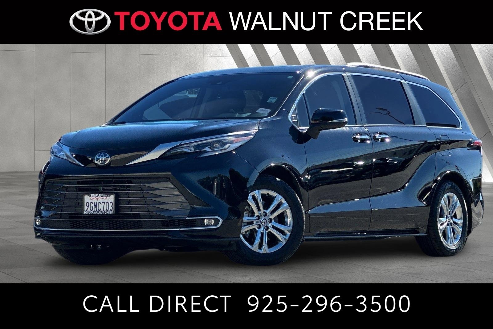 Certified 2023 Toyota Sienna Platinum image 1