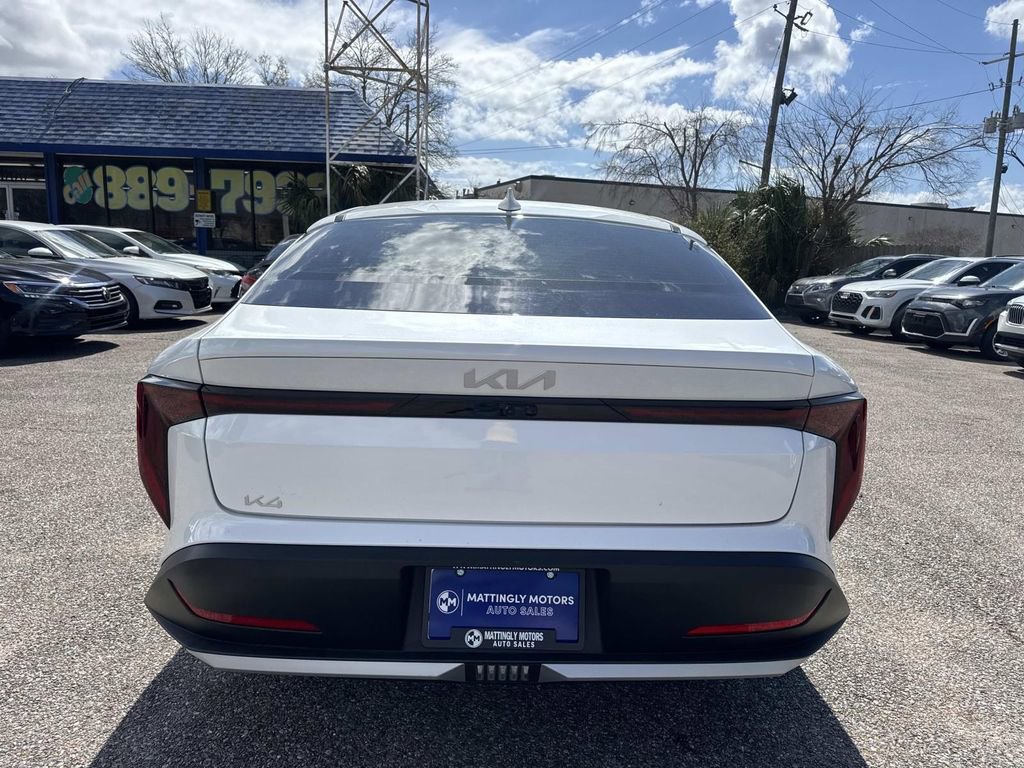 Used 2025 Kia K4 LXS image 7