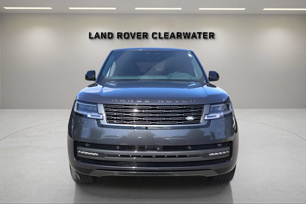 New 2026 Land Rover Range Rover Long Wheelbase SE AWD/4WD image 8
