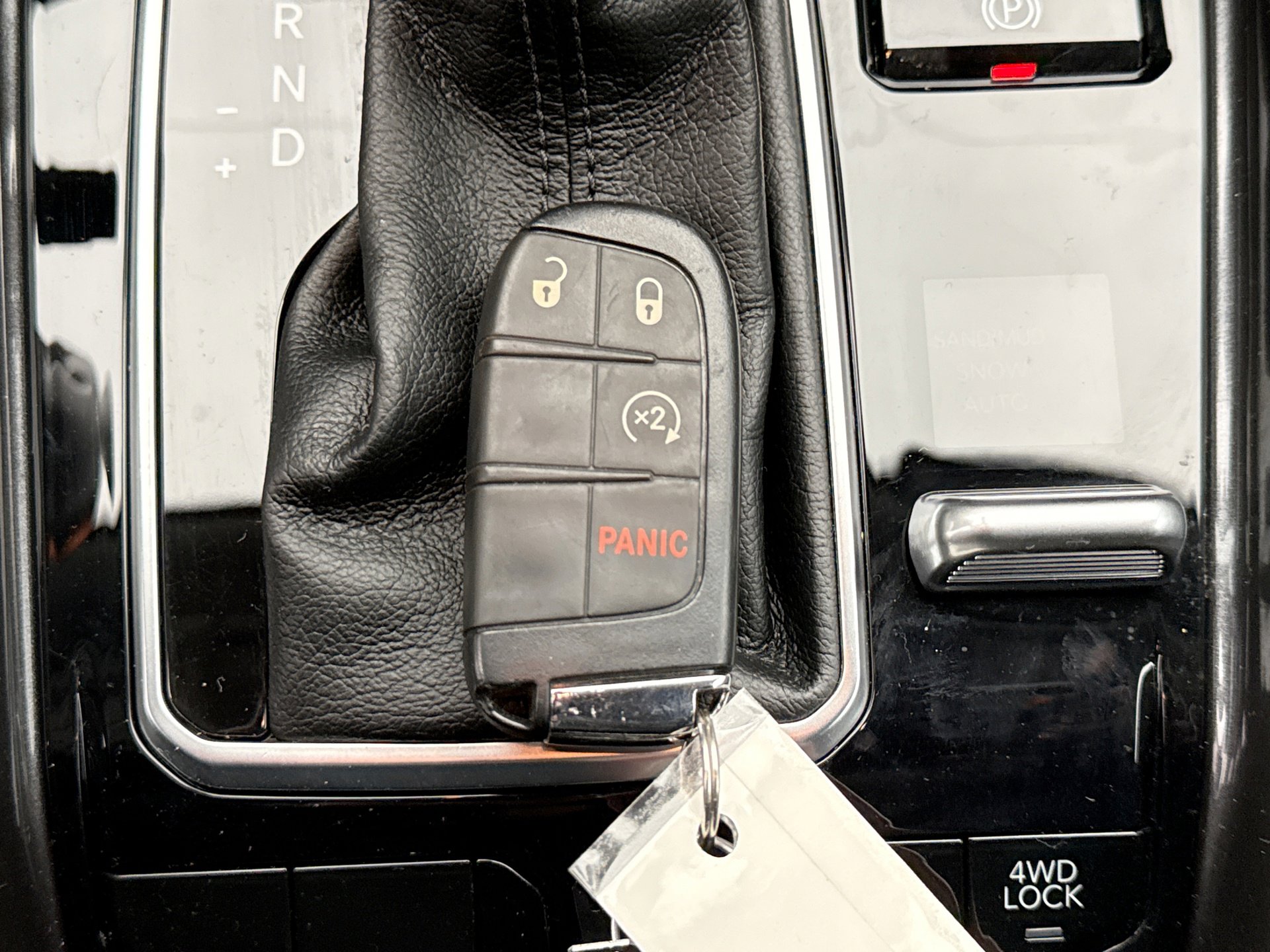 Used 2022 Jeep Compass Latitude image 23