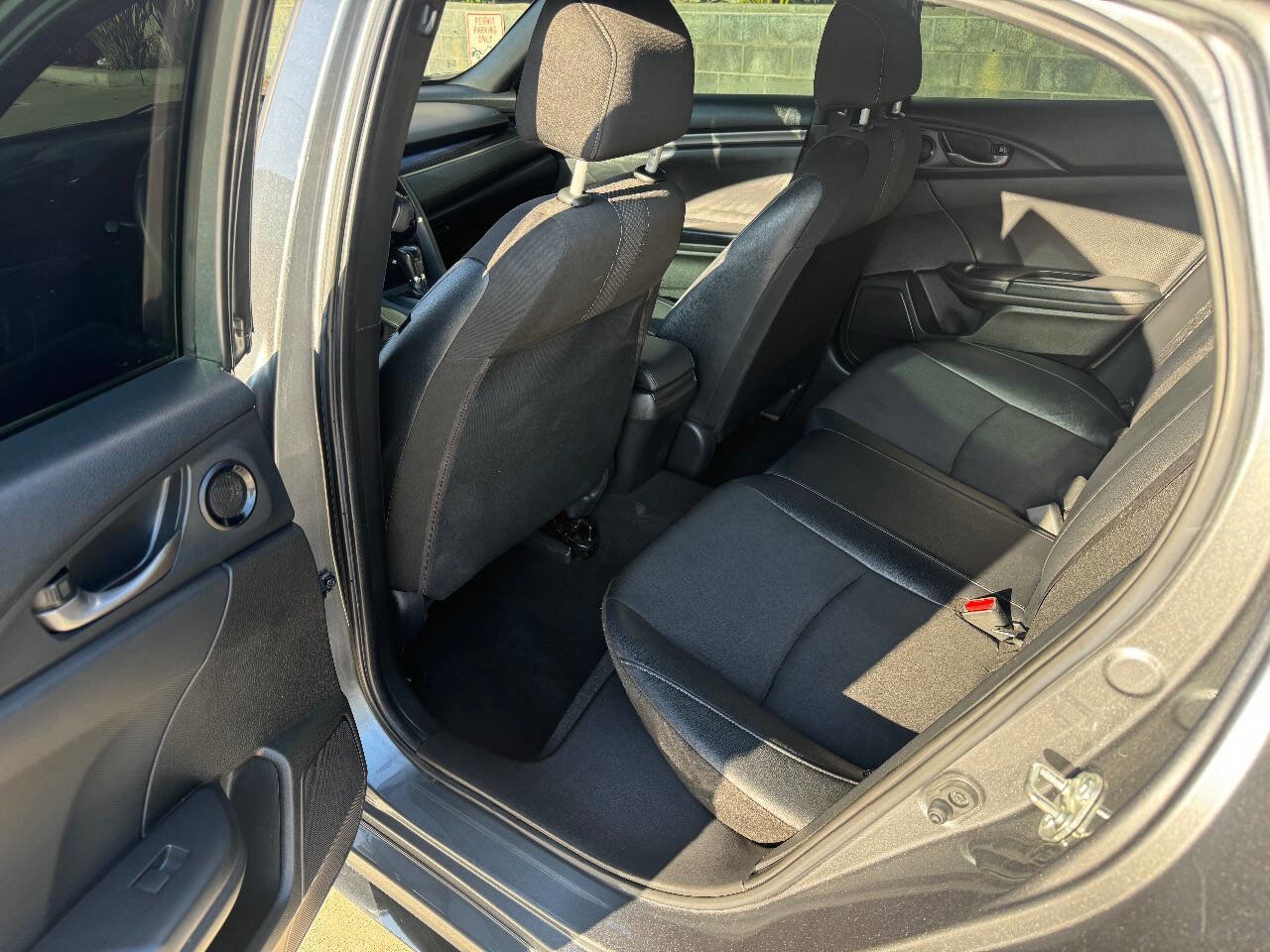Used 2021 Honda Civic Sport image 8