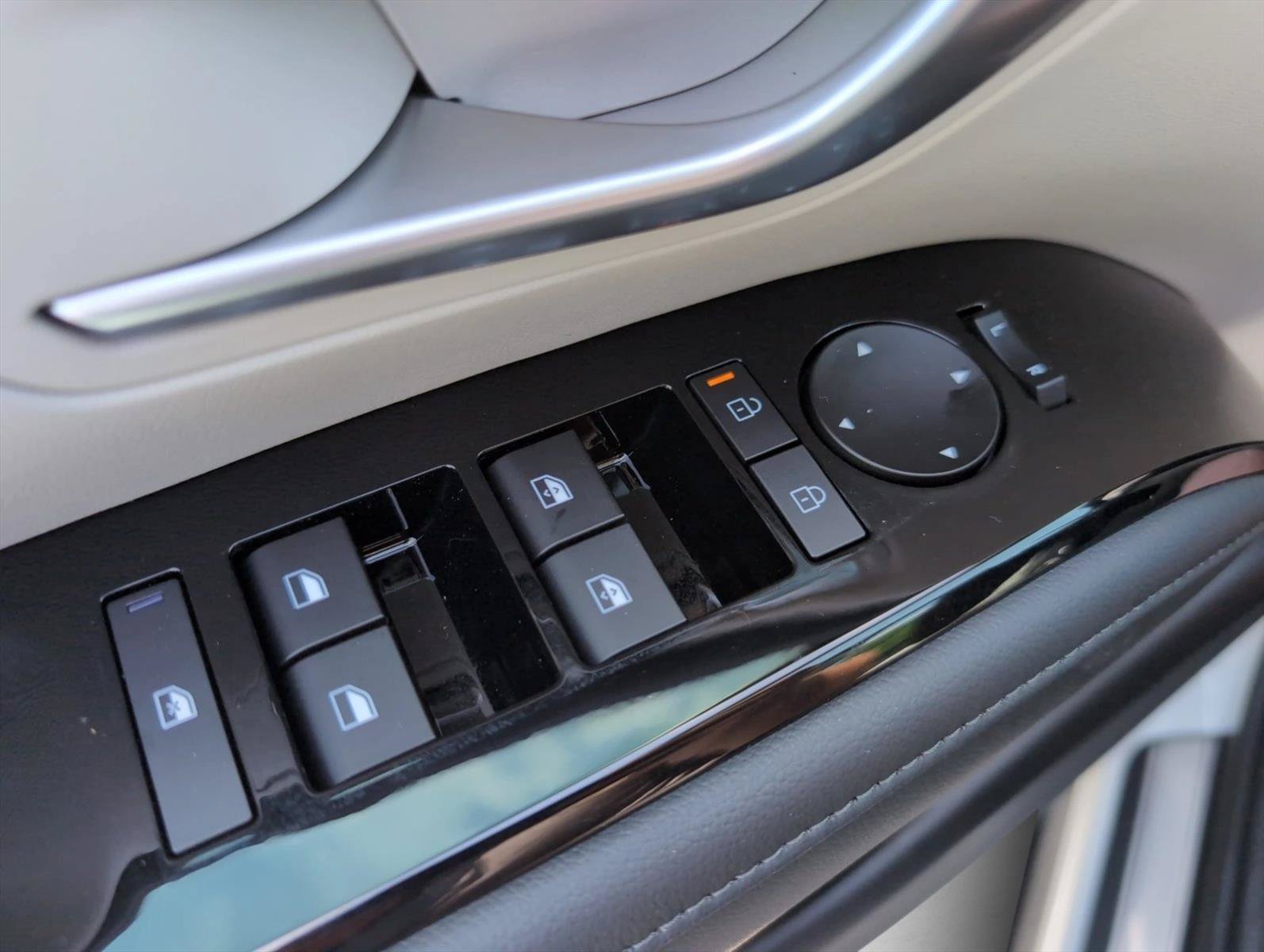 New 2026 Hyundai Tucson Limited FWD image 20