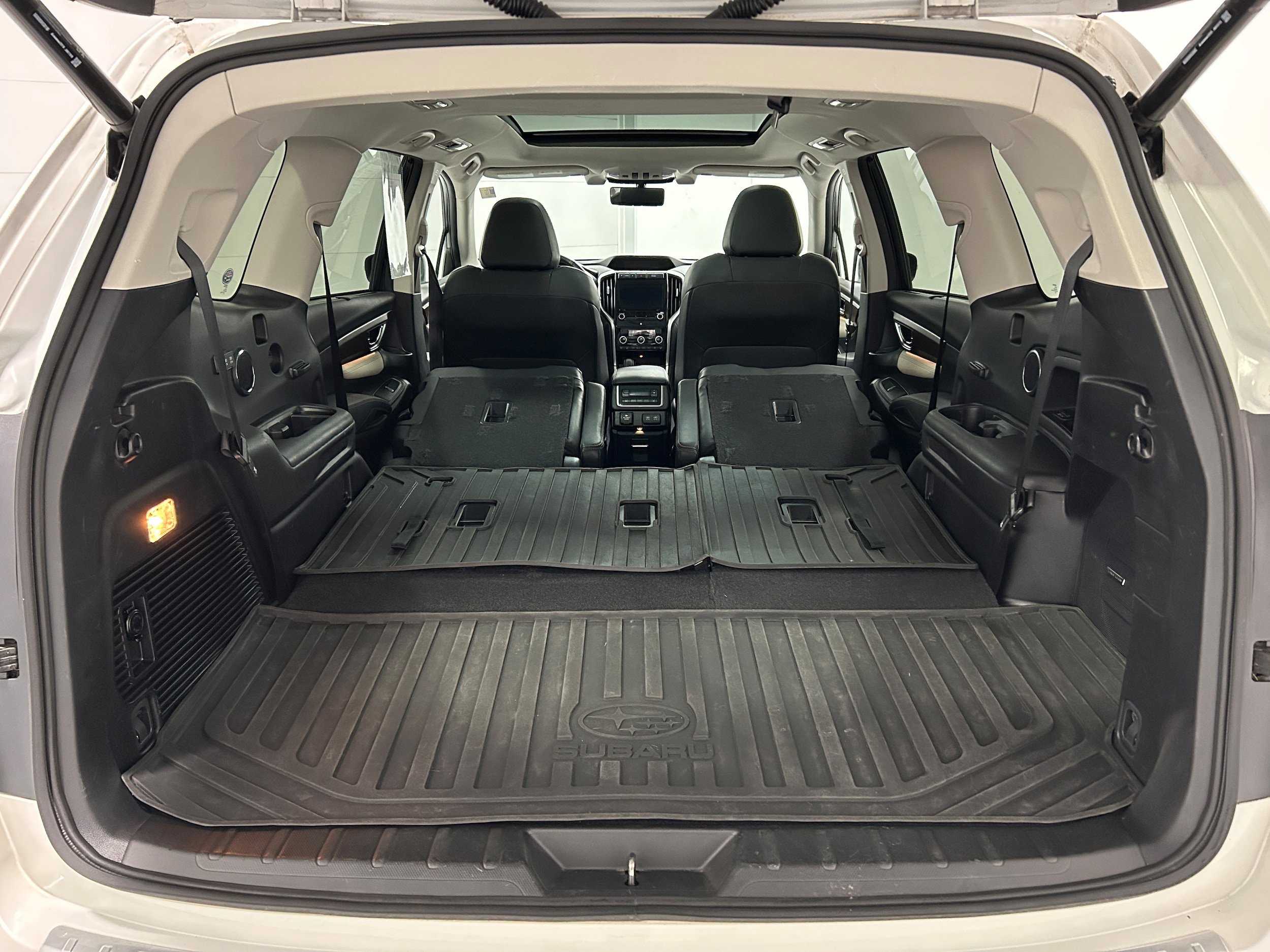 Used 2022 Subaru Ascent Touring AWD/4WD image 36