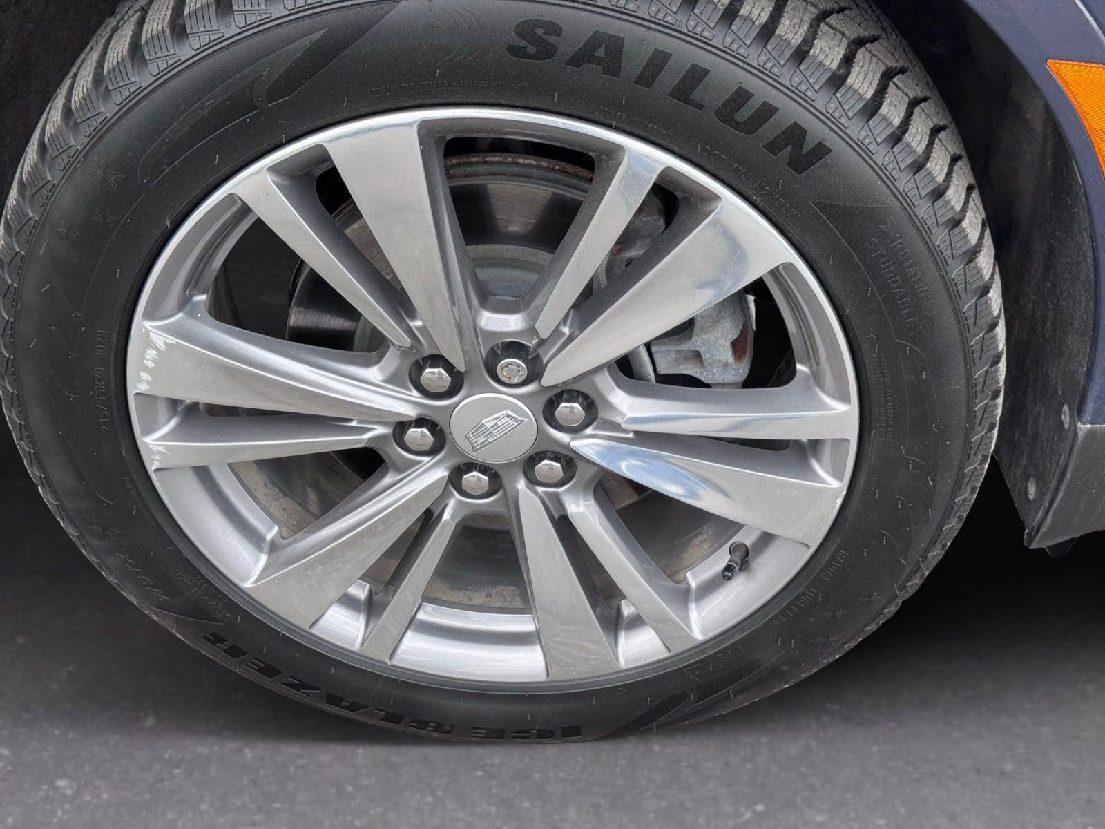 Used 2024 Cadillac XT5 Premium Luxury image 8