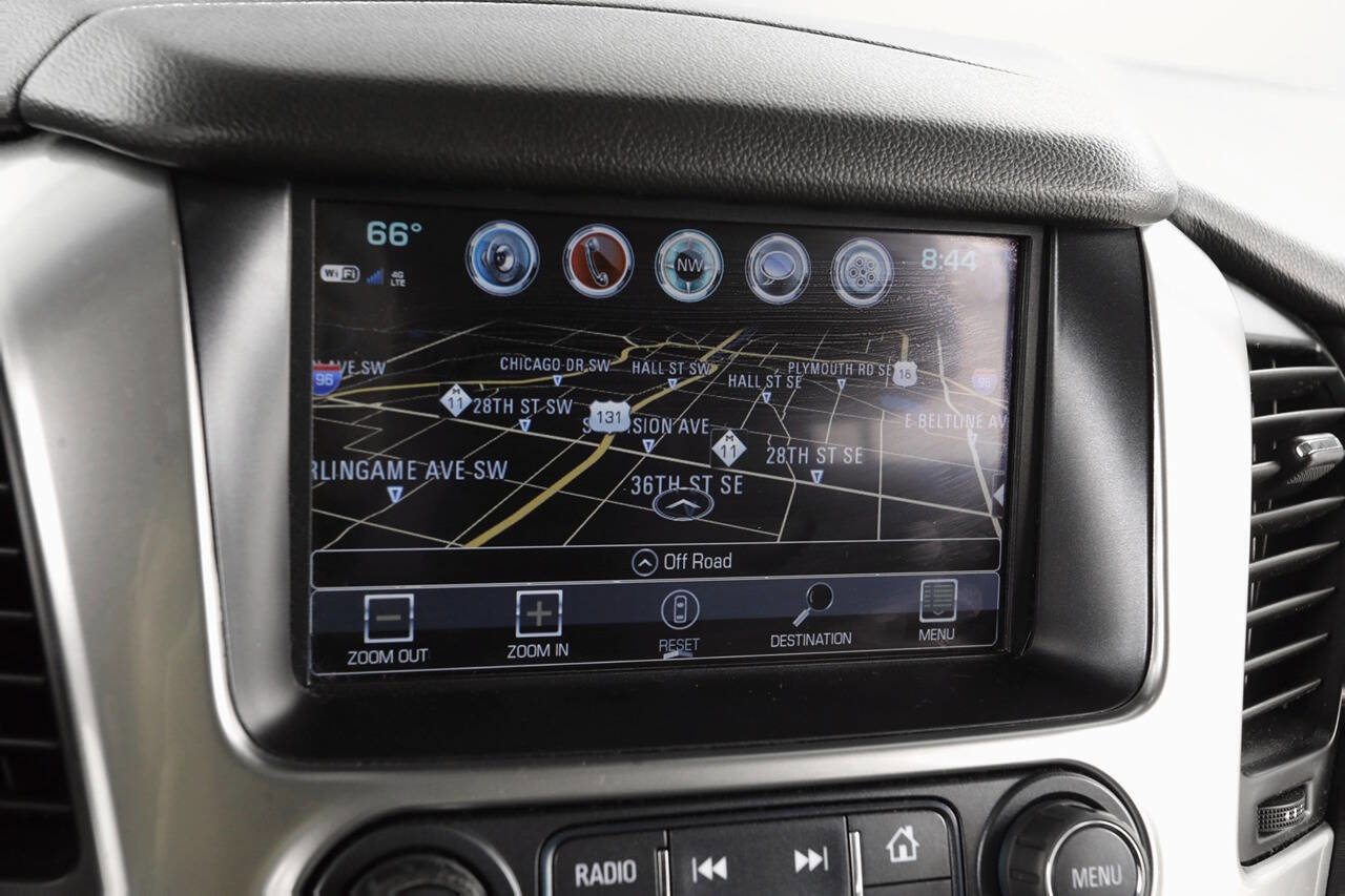 Used 2017 Chevrolet Suburban LT w/ LT Signature Package image 28