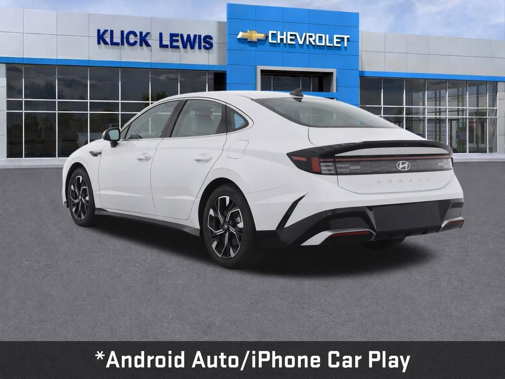 Used 2025 Hyundai Sonata SEL FWD image 5