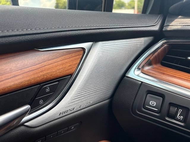 Used 2020 Cadillac XT5 Premium Luxury AWD/4WD image 24