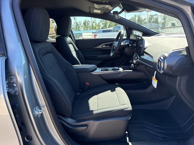 New 2026 Chevrolet Equinox EV LT image 33