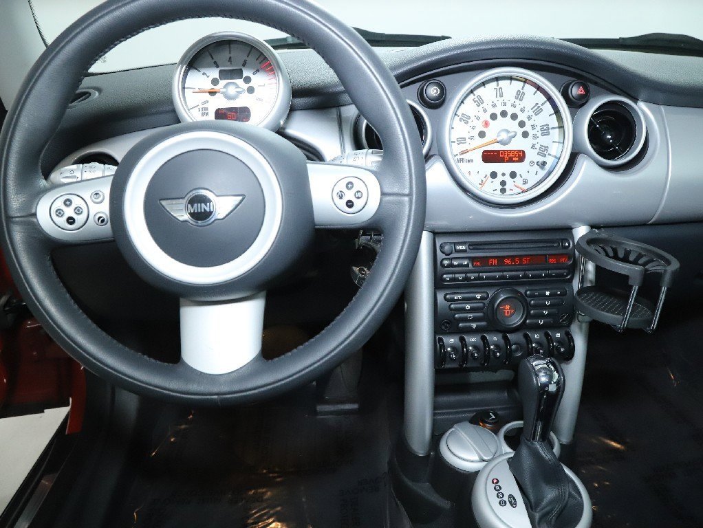 Used 2006 MINI Cooper Hardtop image 31
