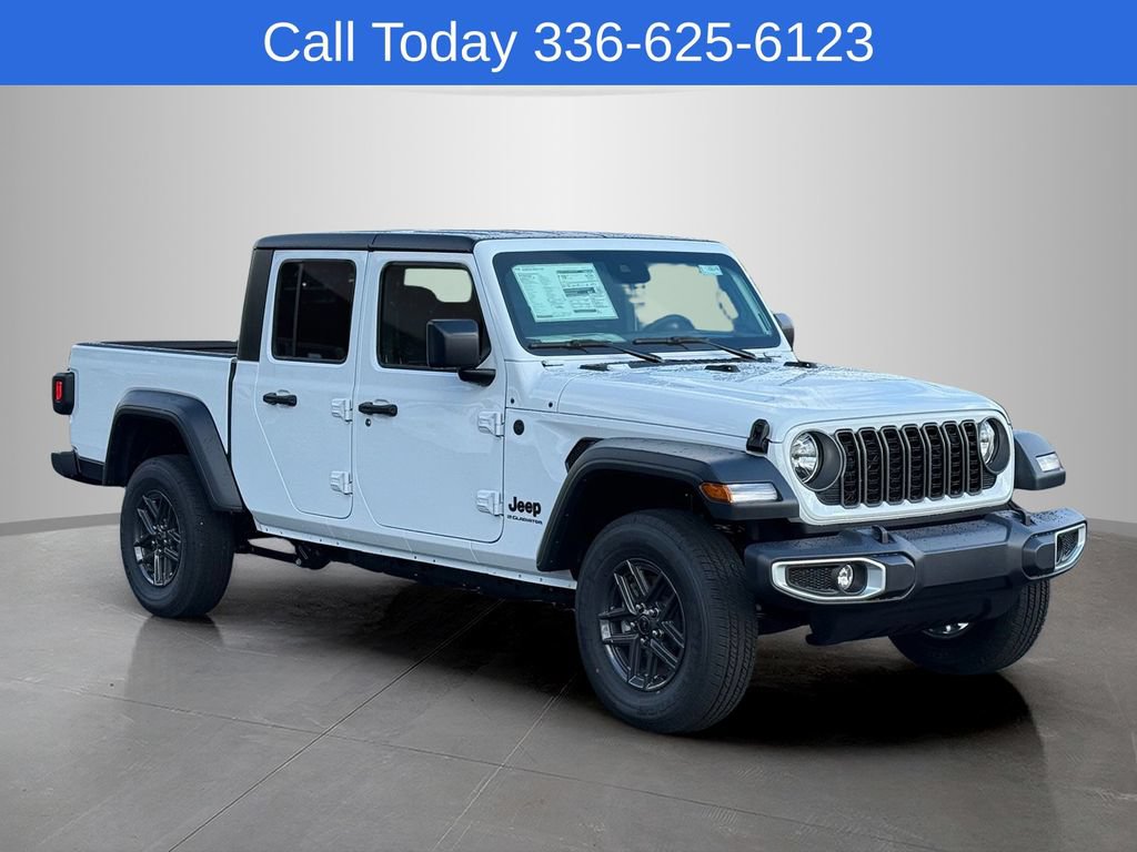 New 2025 Jeep Gladiator Sport AWD/4WD image 3